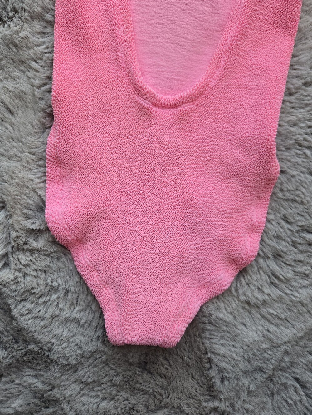 HUNZA G Crinkle Square Neck Bubblegum Swimsuit - Picture 13 of 16